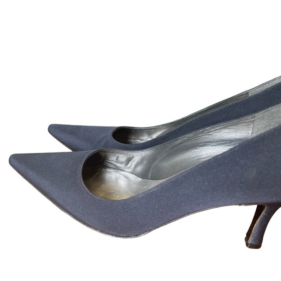 Stuart Weitzman Women’s Size 8 Navy Blue Satin Kitten Heel Shoes - Picture 9 of 12